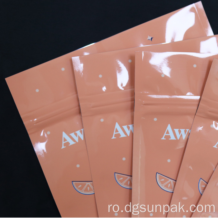 Pungi laminate impermeabile pentru ambalaje cosmetice